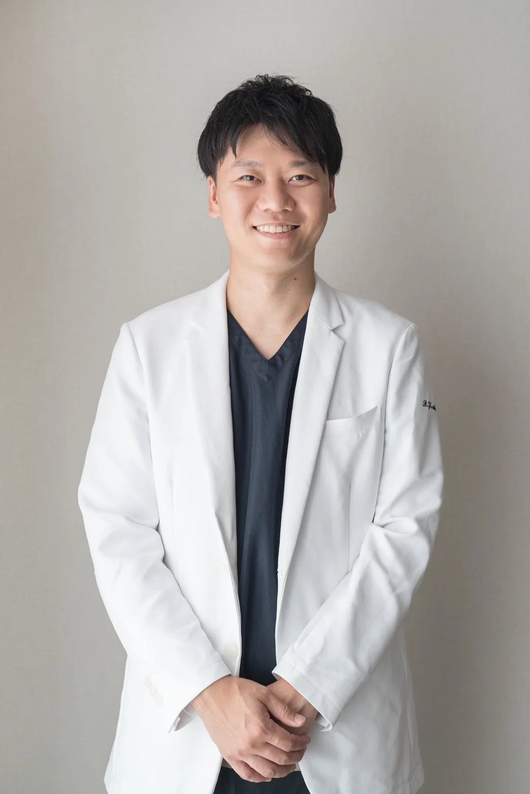 吉村 隆太郎 院長